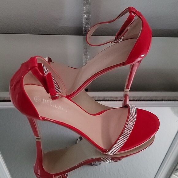 BRAND NEW DELICACY RHINESTONE ANKLE STRAP WOMEN'S HEELS - Picture 5 of 15